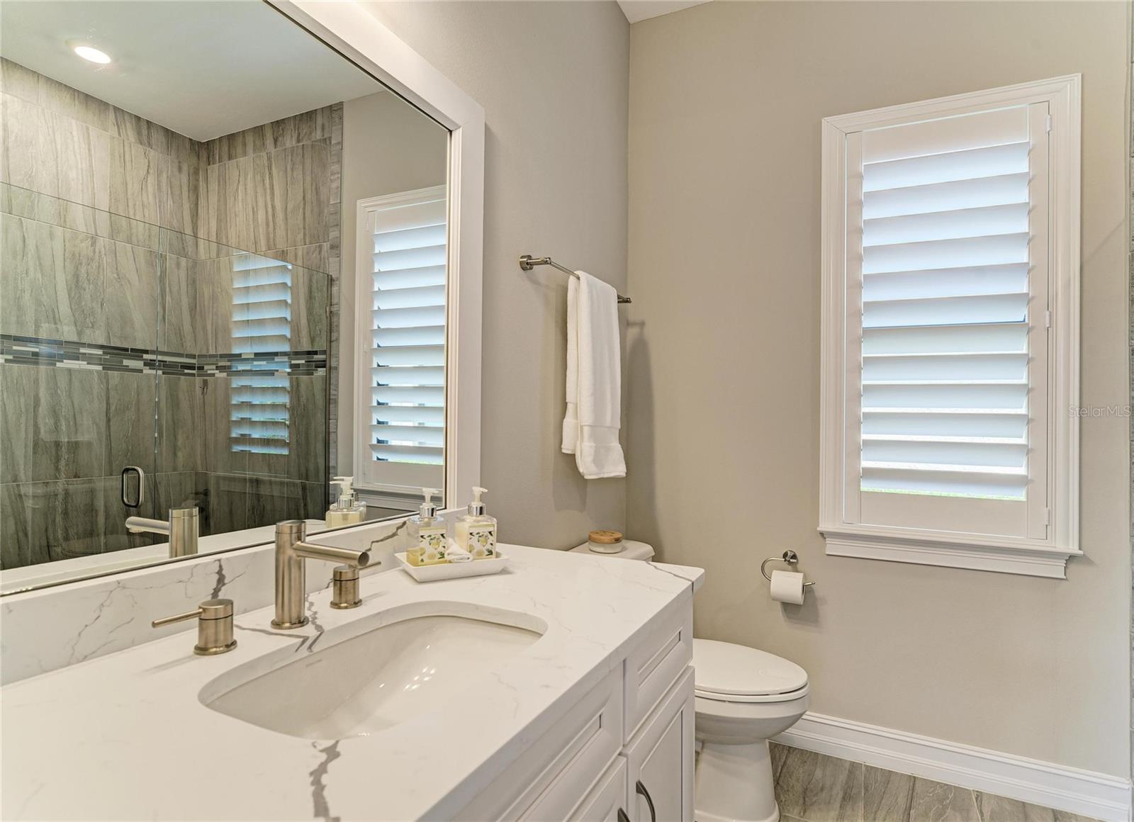 296 MARAVIYA BLVD, NOKOMIS, FL, 34275