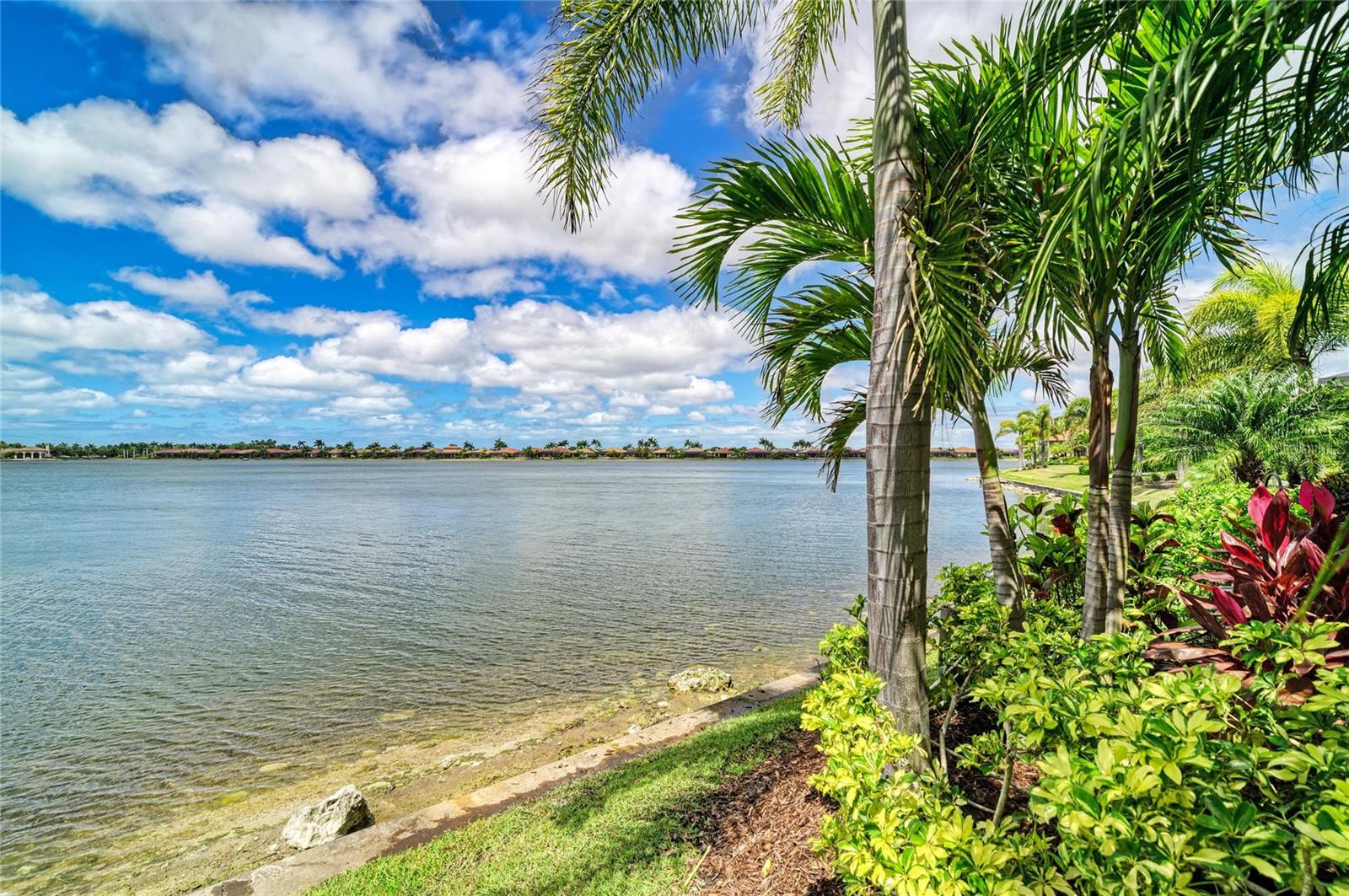 296 MARAVIYA BLVD, NOKOMIS, FL, 34275