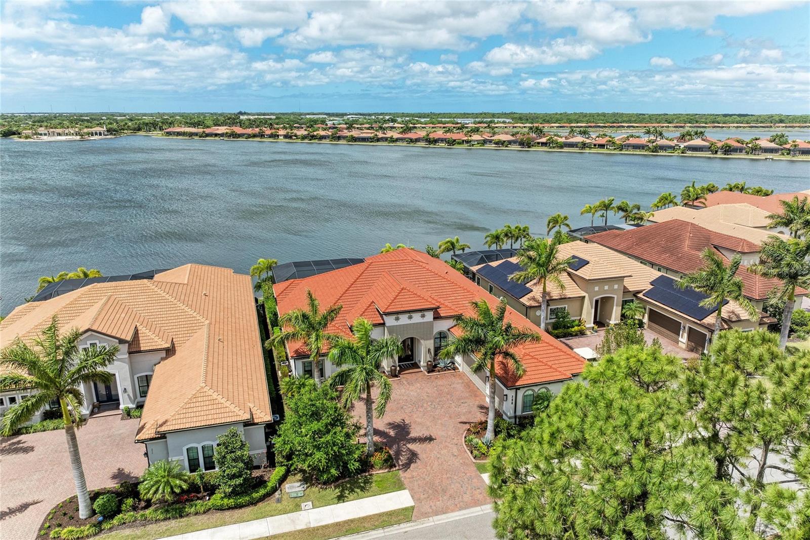 296 MARAVIYA BLVD, NOKOMIS, FL, 34275