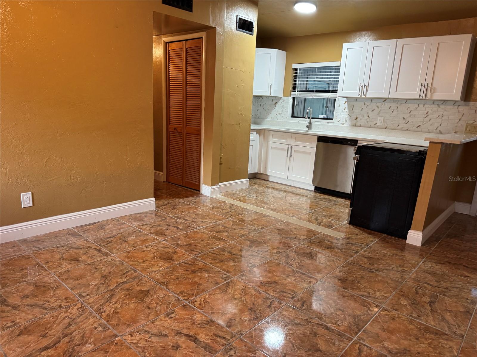 1930 WALTON ST S, ST PETERSBURG, FL, 33712