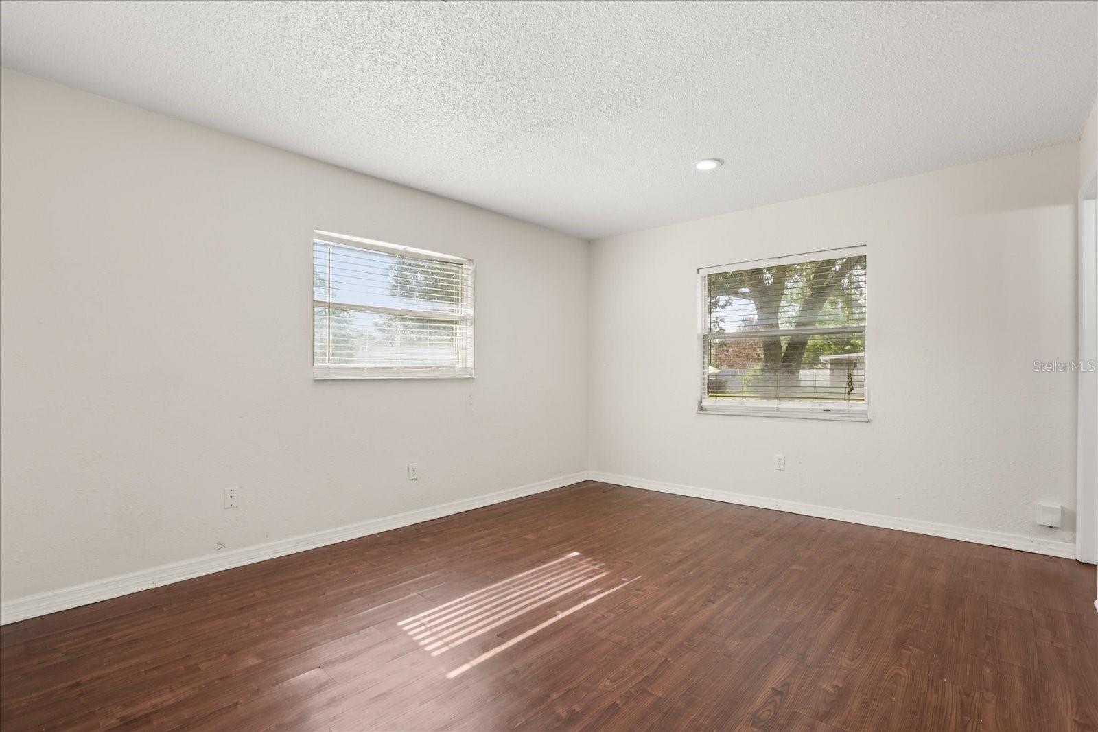 643 HUMMINGBIRD LN, ORLANDO, FL, 32825