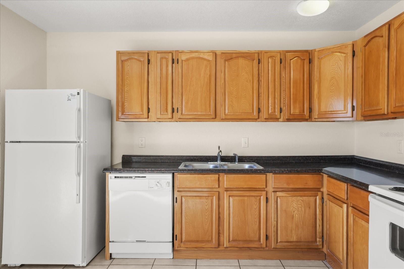 643 HUMMINGBIRD LN, ORLANDO, FL, 32825