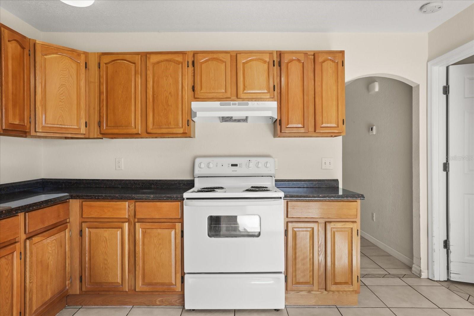 643 HUMMINGBIRD LN, ORLANDO, FL, 32825