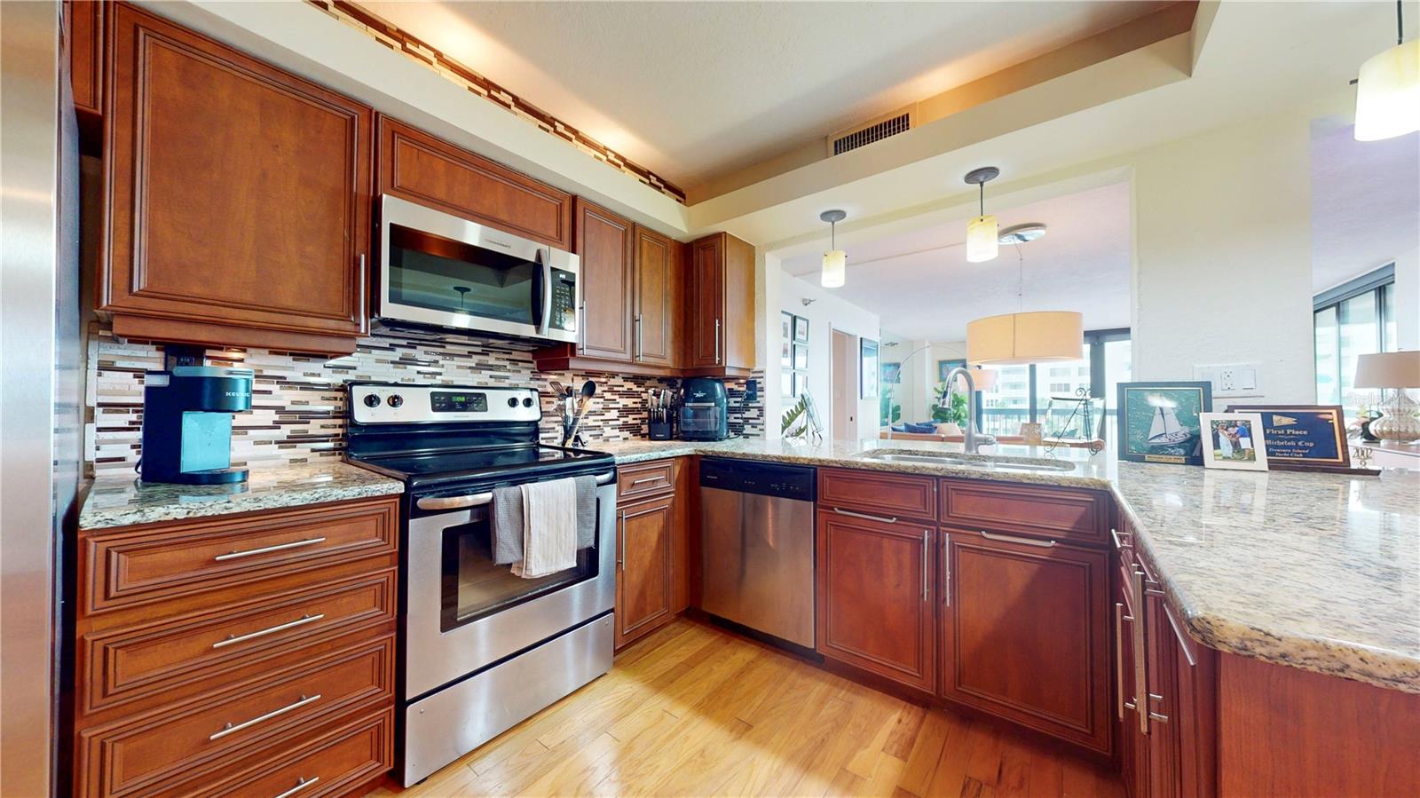 2413 BAYSHORE BLVD #803, TAMPA, FL, 33629