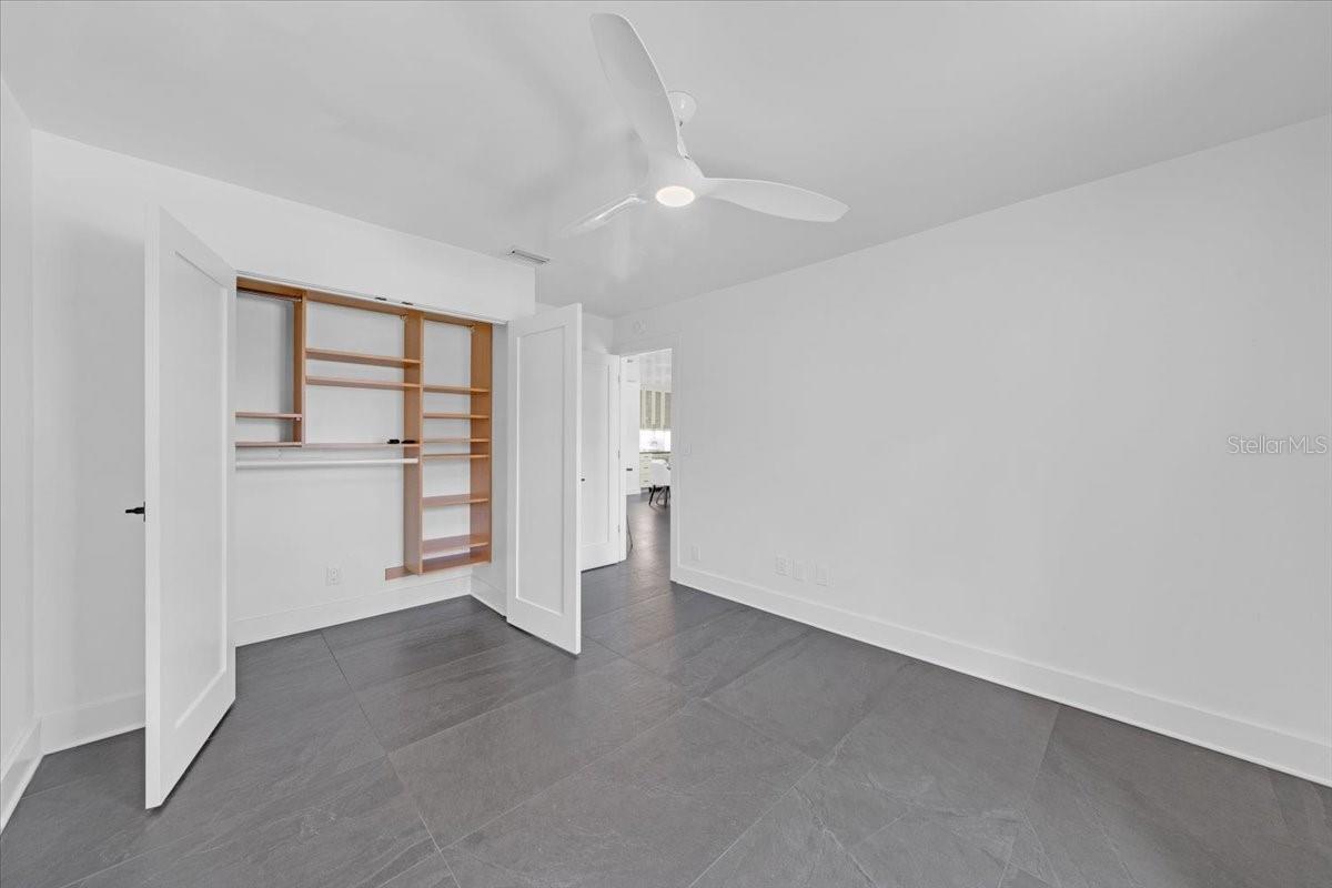 165 19TH AVE SE, ST PETERSBURG, FL, 33705