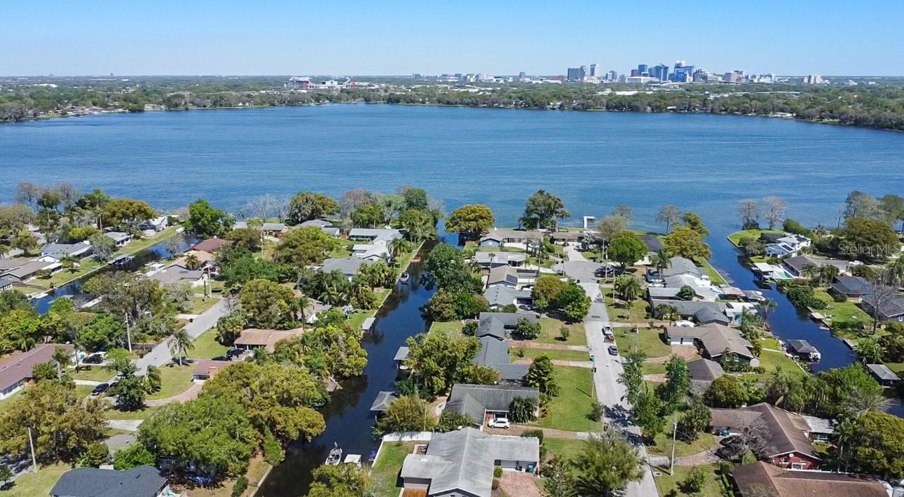 2601 WINDWARD CT, ORLANDO, FL, 32805