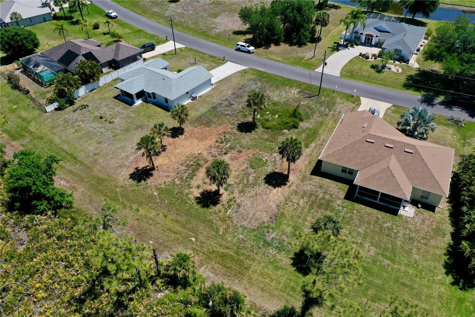 135 LONG MEADOW LN, ROTONDA WEST, FL, 33947