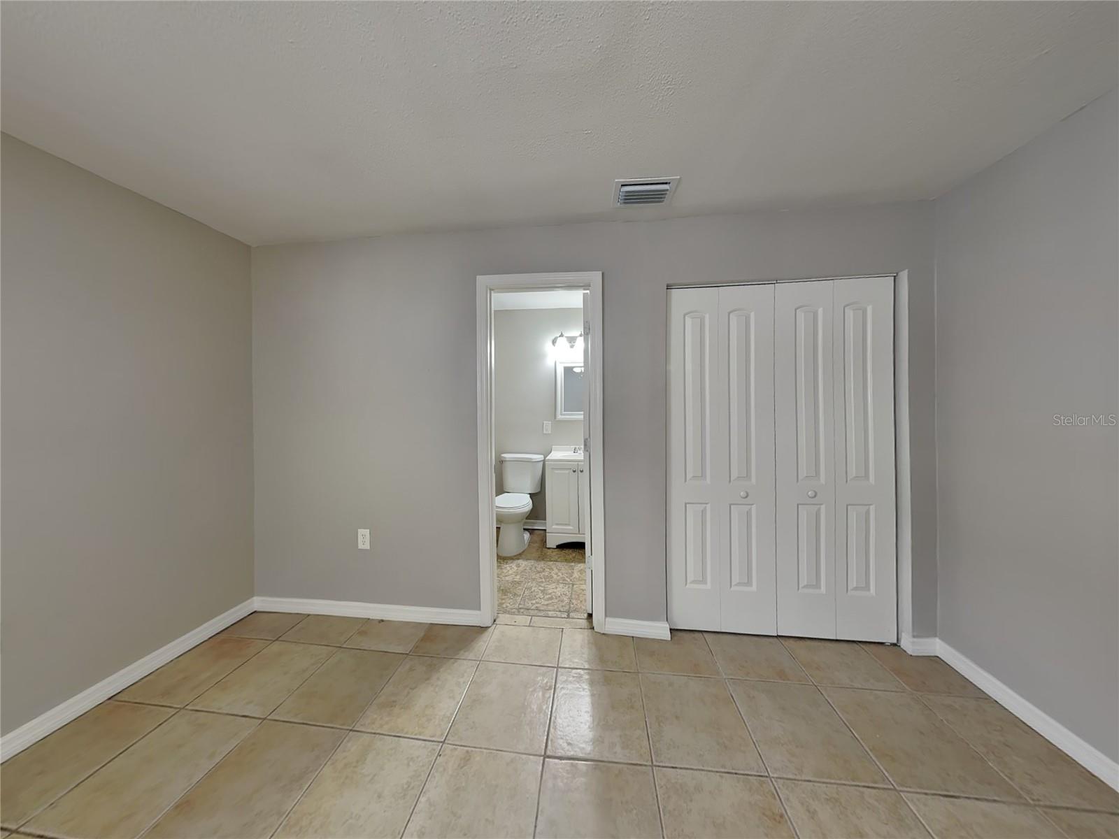 ALMIMA, TAMPA, FL, 33604