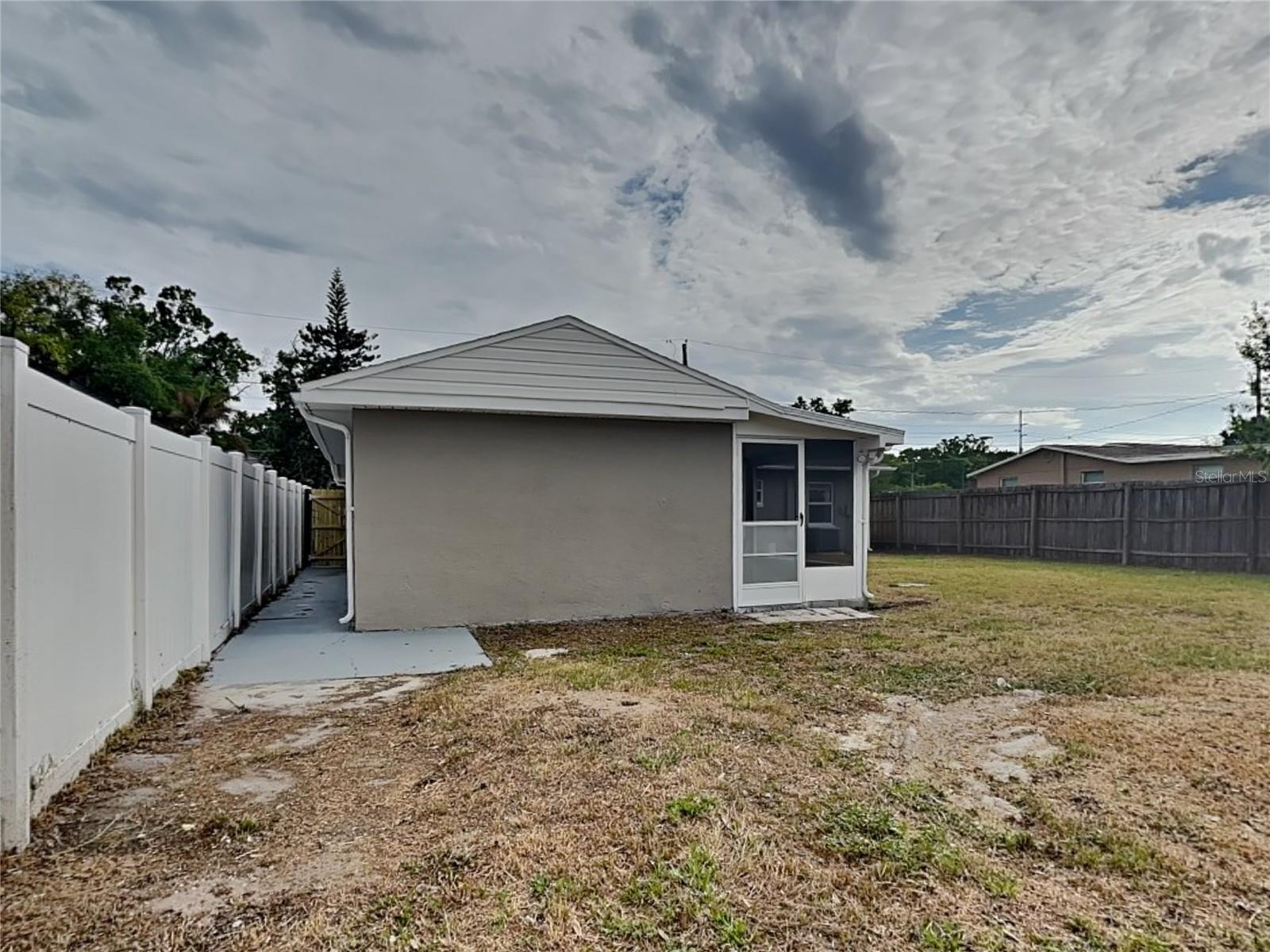 ALMIMA, TAMPA, FL, 33604