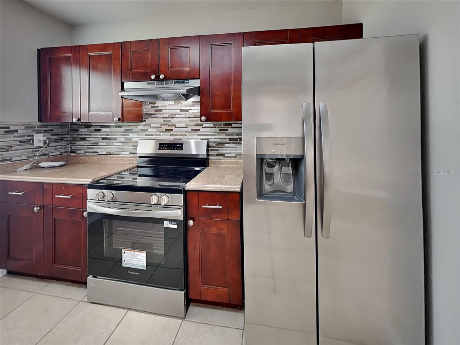 ALMIMA, TAMPA, FL, 33604