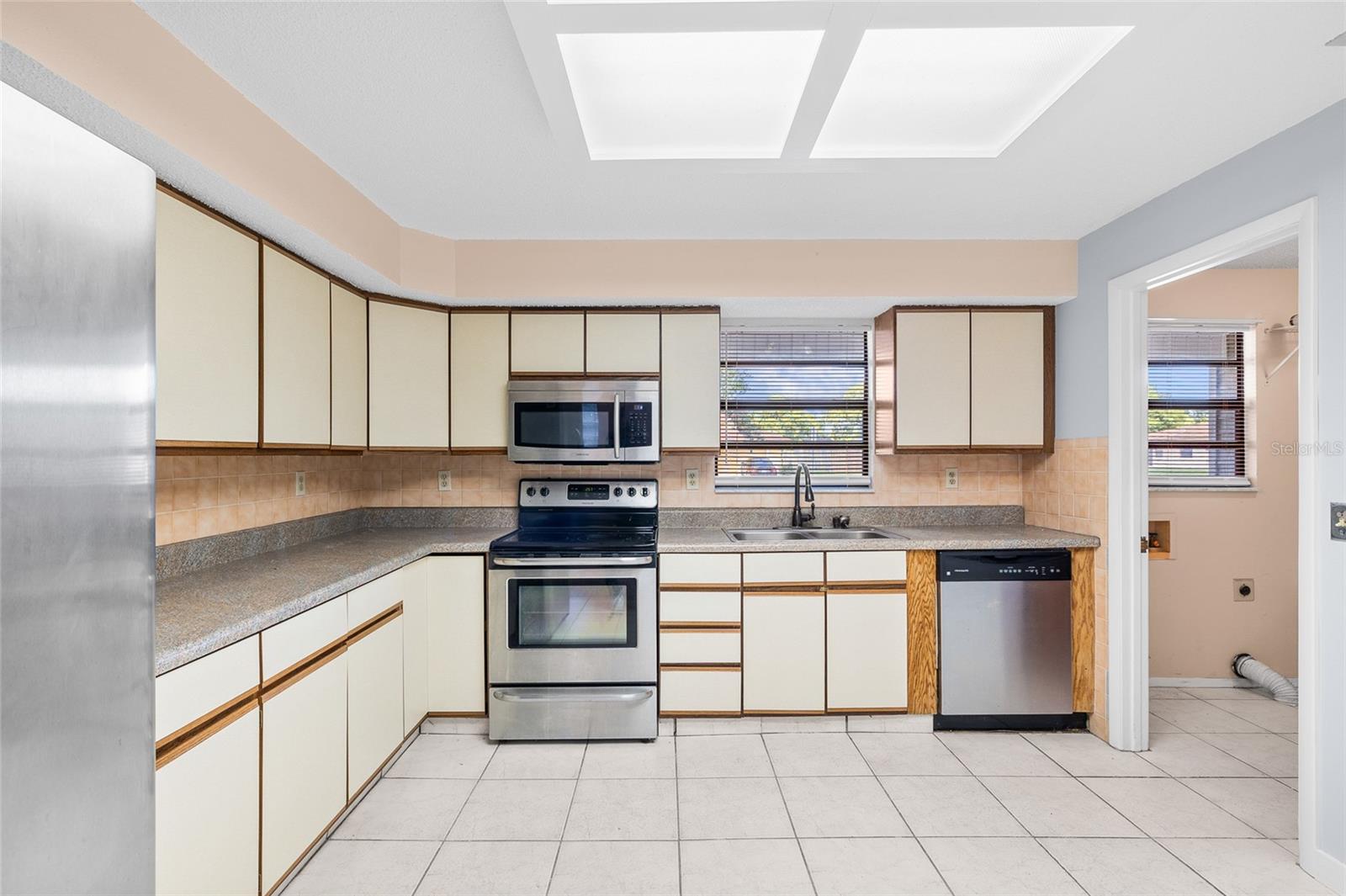 3030 SHADOW OAKS DR, HOLIDAY, FL, 34690