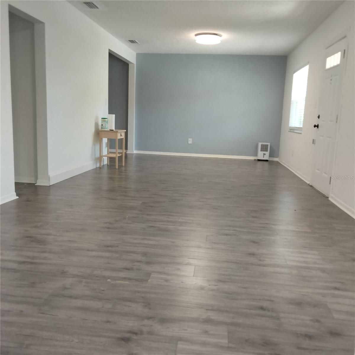 351 DAVENPORT AVE NE, ST PETERSBURG, FL, 33702