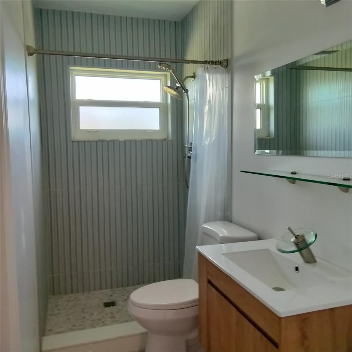 351 DAVENPORT AVE NE, ST PETERSBURG, FL, 33702