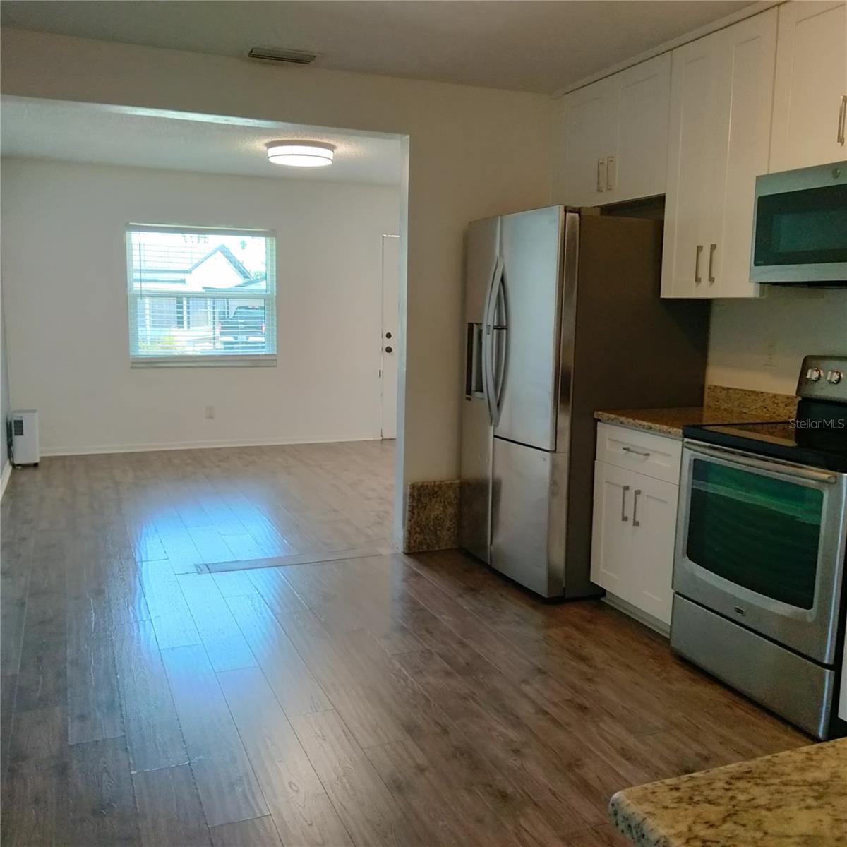 351 DAVENPORT AVE NE, ST PETERSBURG, FL, 33702