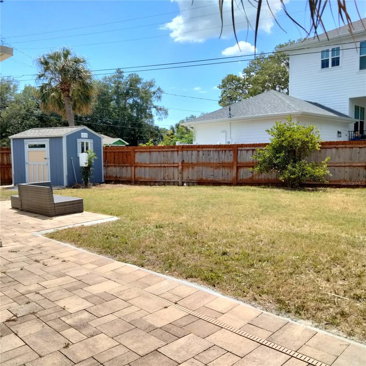 351 DAVENPORT AVE NE, ST PETERSBURG, FL, 33702