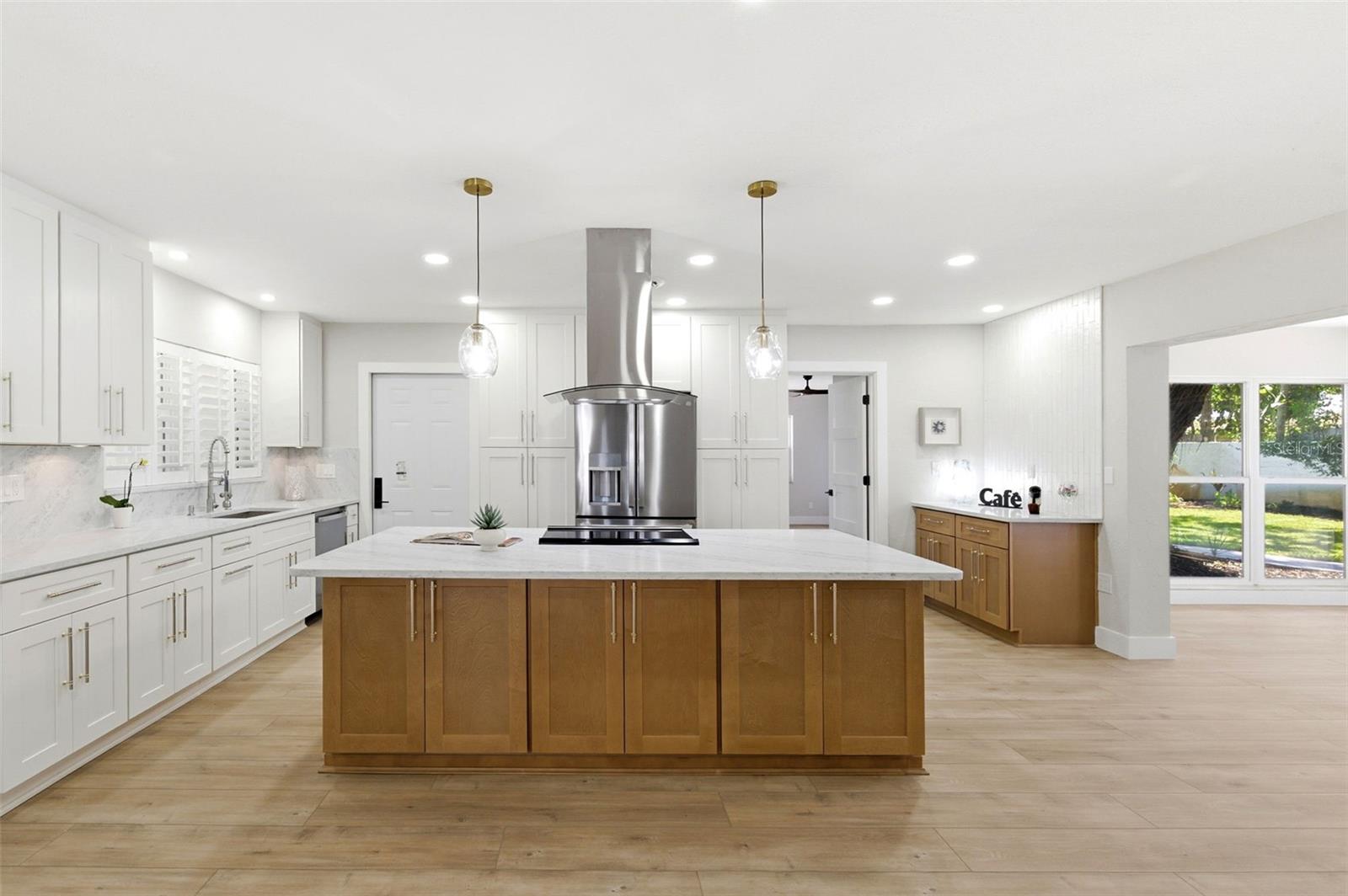 8326 40TH PL N, ST PETERSBURG, FL, 33709