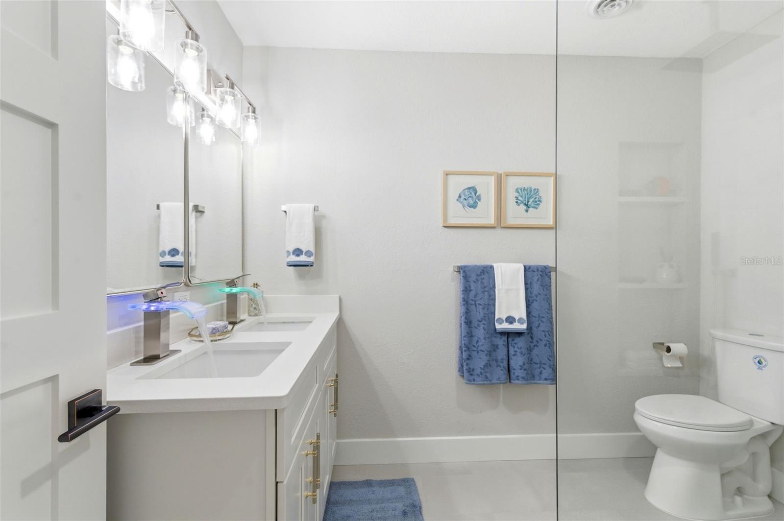 8326 40TH PL N, ST PETERSBURG, FL, 33709