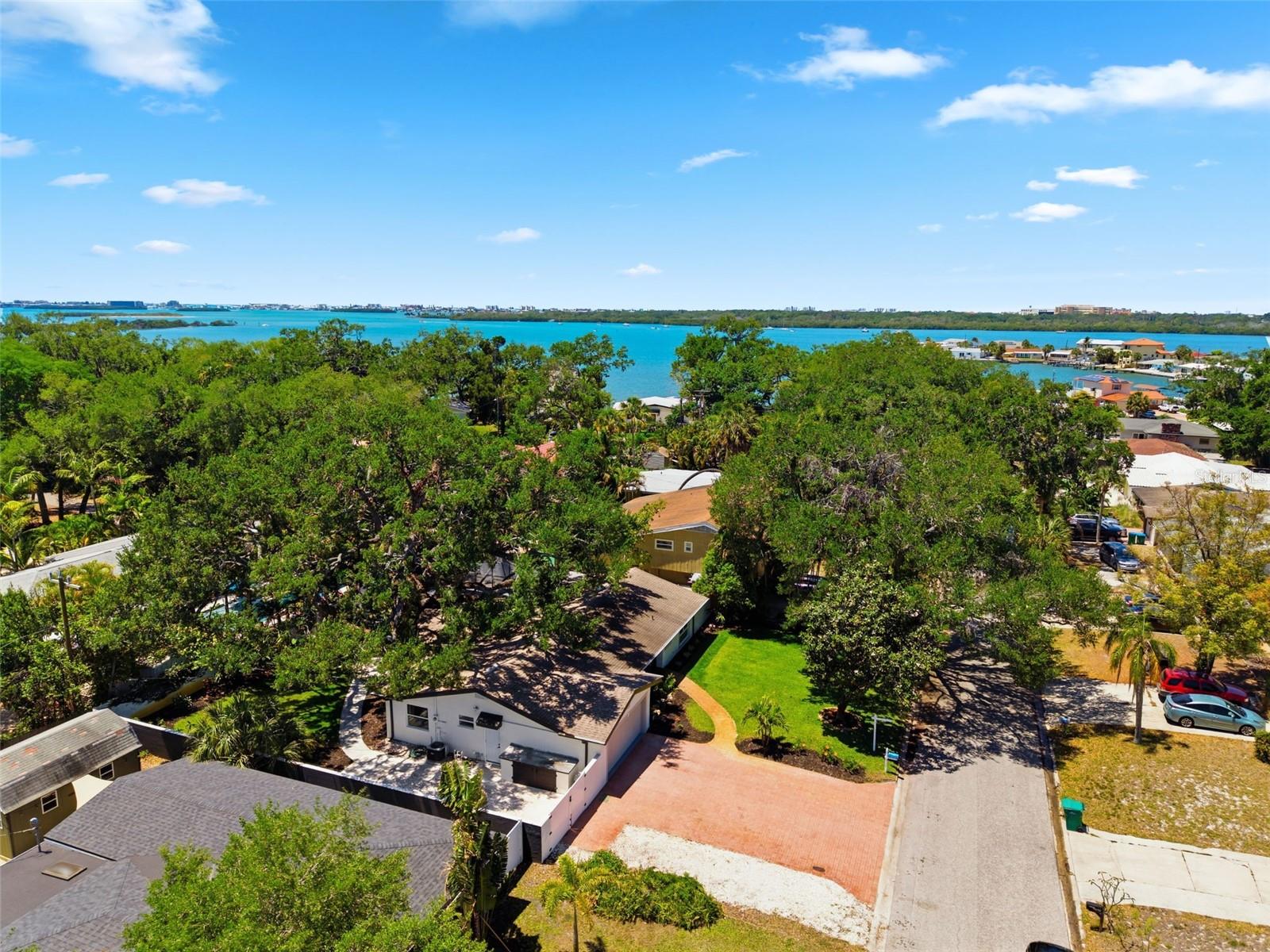 8326 40TH PL N, ST PETERSBURG, FL, 33709