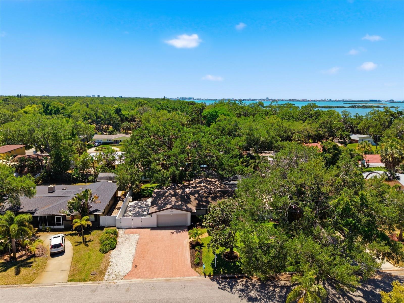 8326 40TH PL N, ST PETERSBURG, FL, 33709