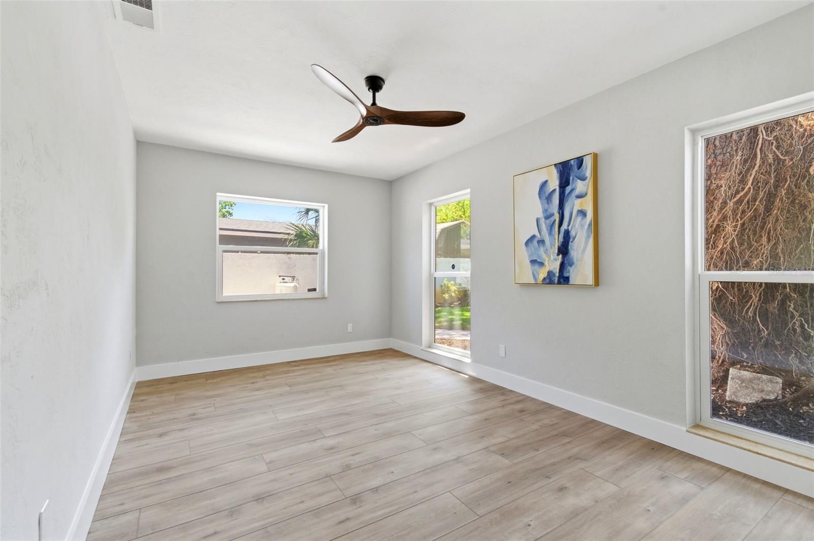 8326 40TH PL N, ST PETERSBURG, FL, 33709