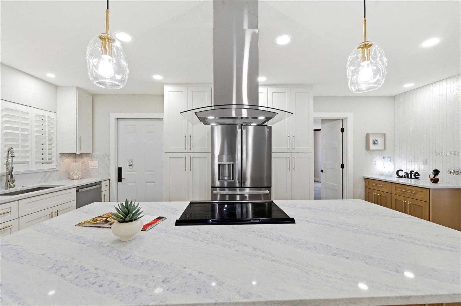 8326 40TH PL N, ST PETERSBURG, FL, 33709