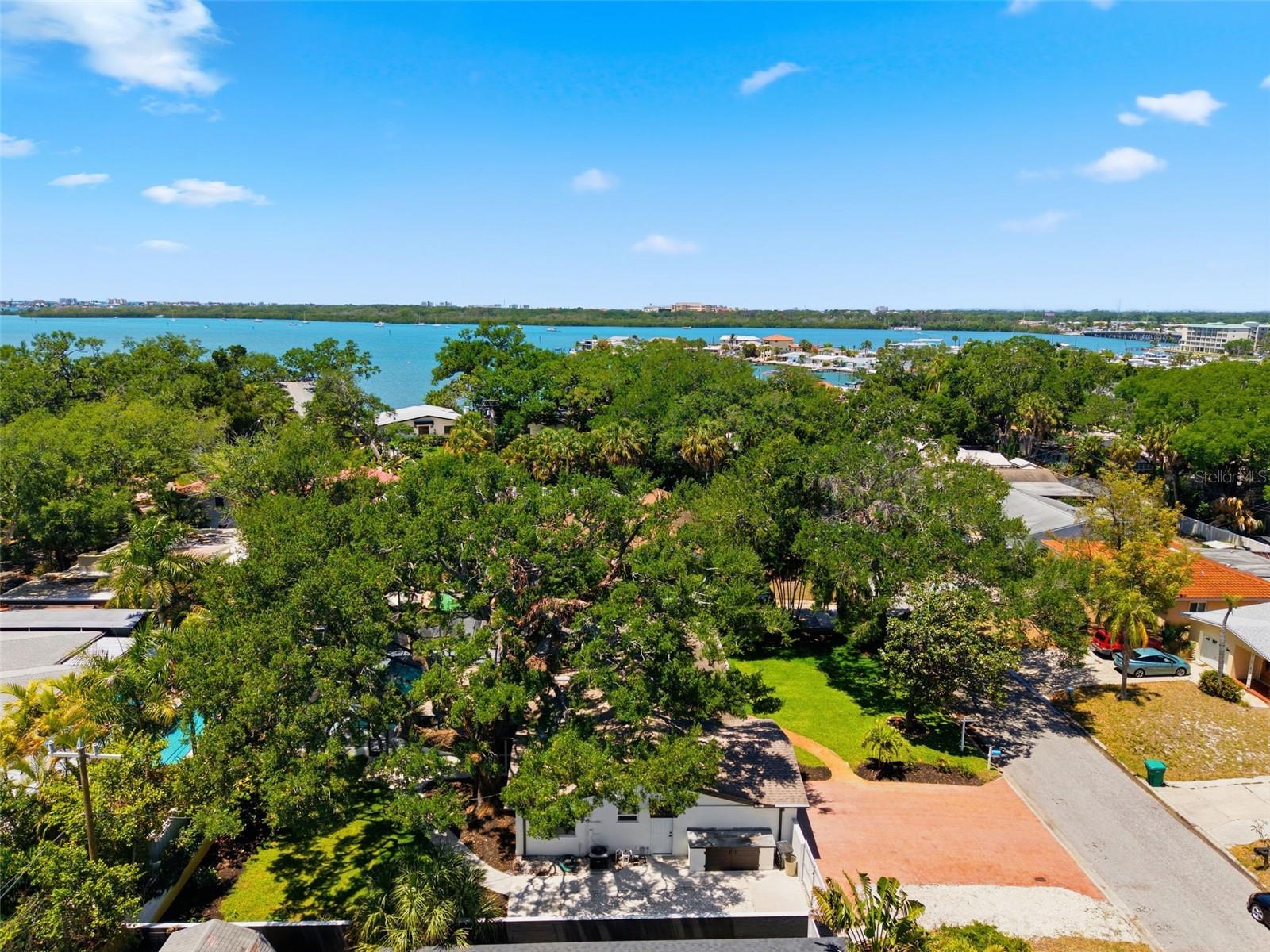 8326 40TH PL N, ST PETERSBURG, FL, 33709