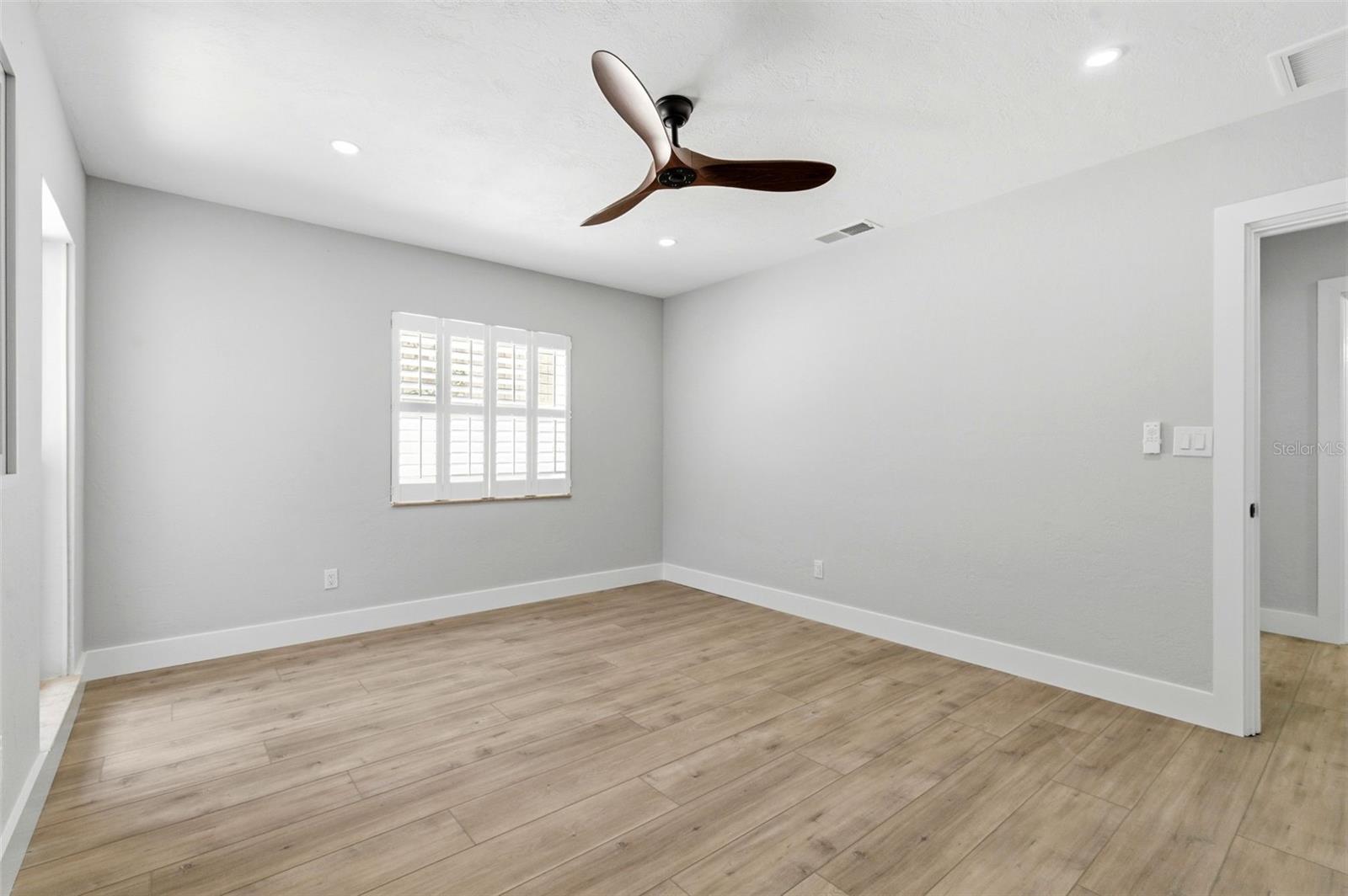 8326 40TH PL N, ST PETERSBURG, FL, 33709