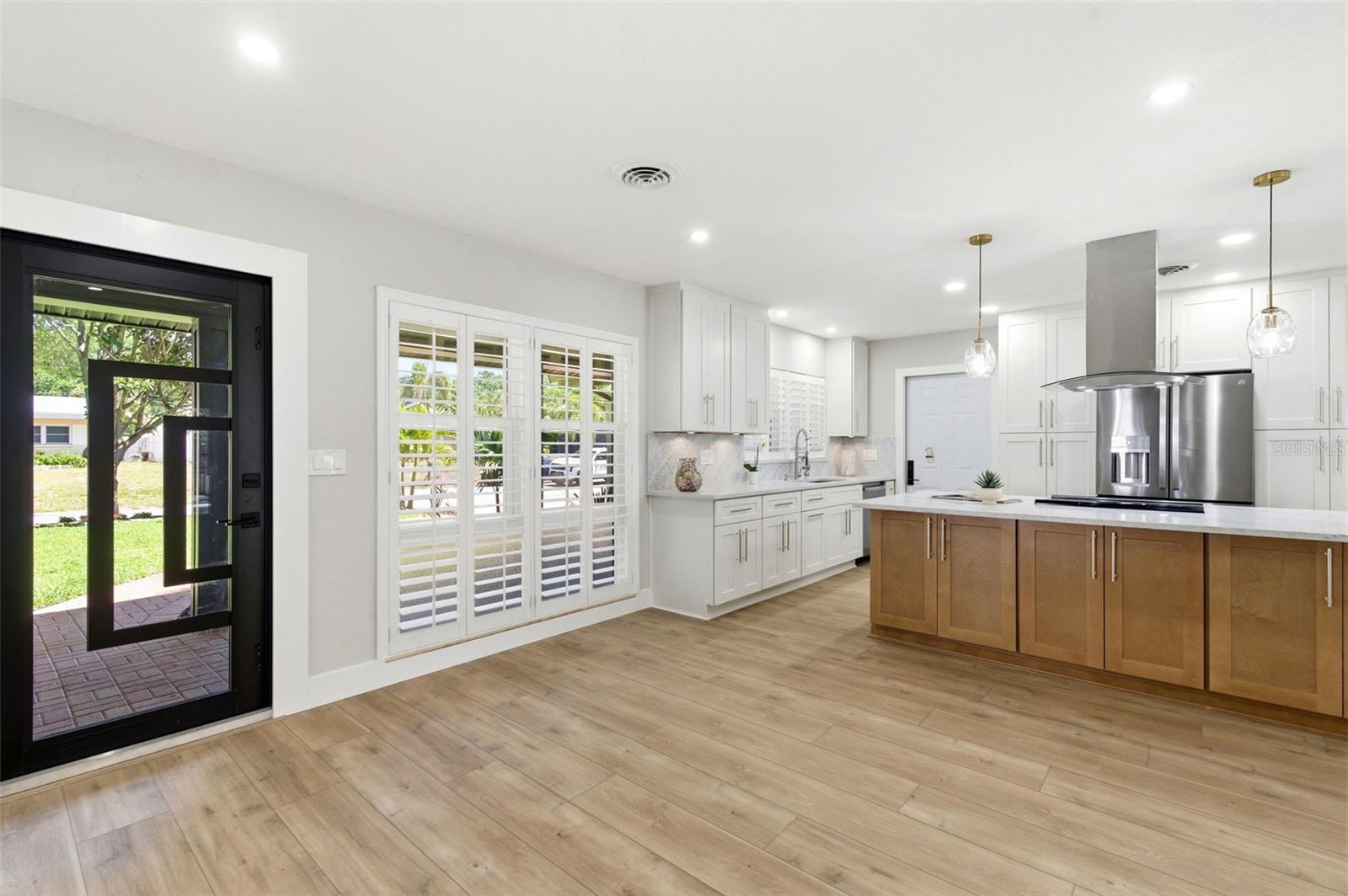 8326 40TH PL N, ST PETERSBURG, FL, 33709