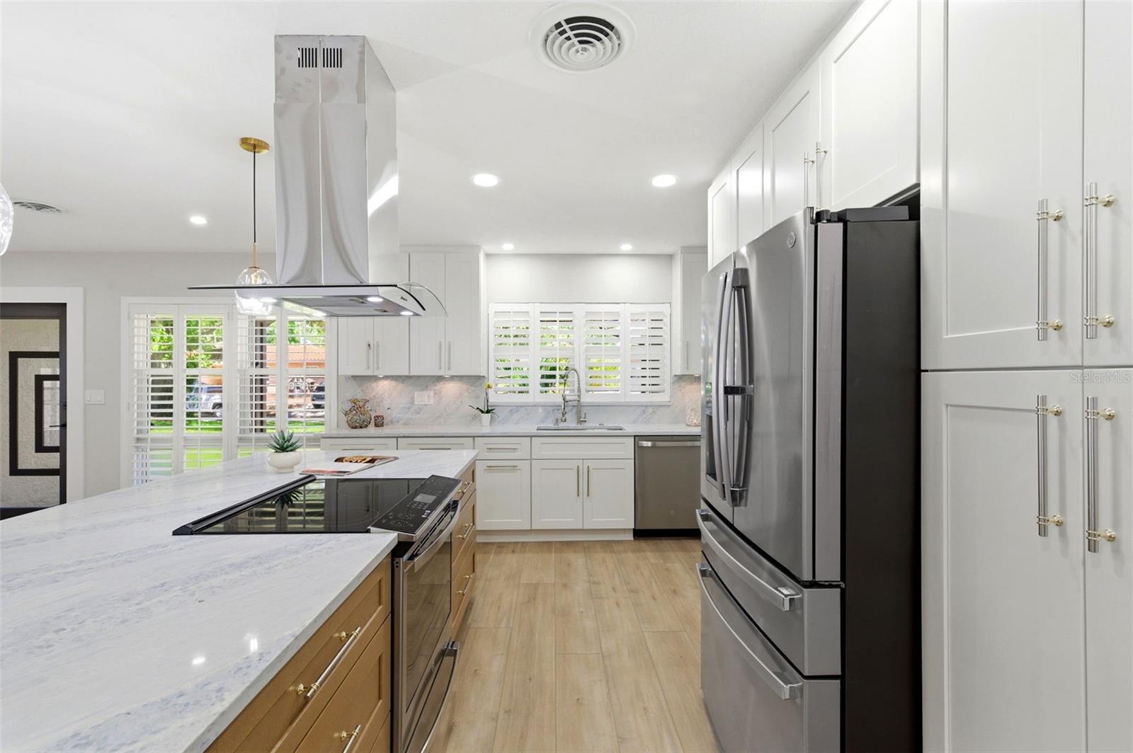 8326 40TH PL N, ST PETERSBURG, FL, 33709