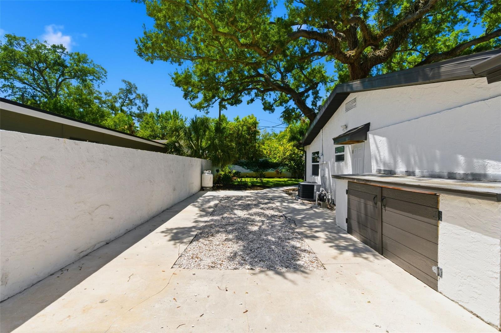 8326 40TH PL N, ST PETERSBURG, FL, 33709