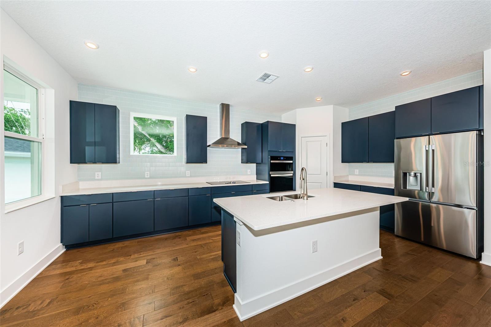 1701 25TH AVE N, ST PETERSBURG, FL, 33713