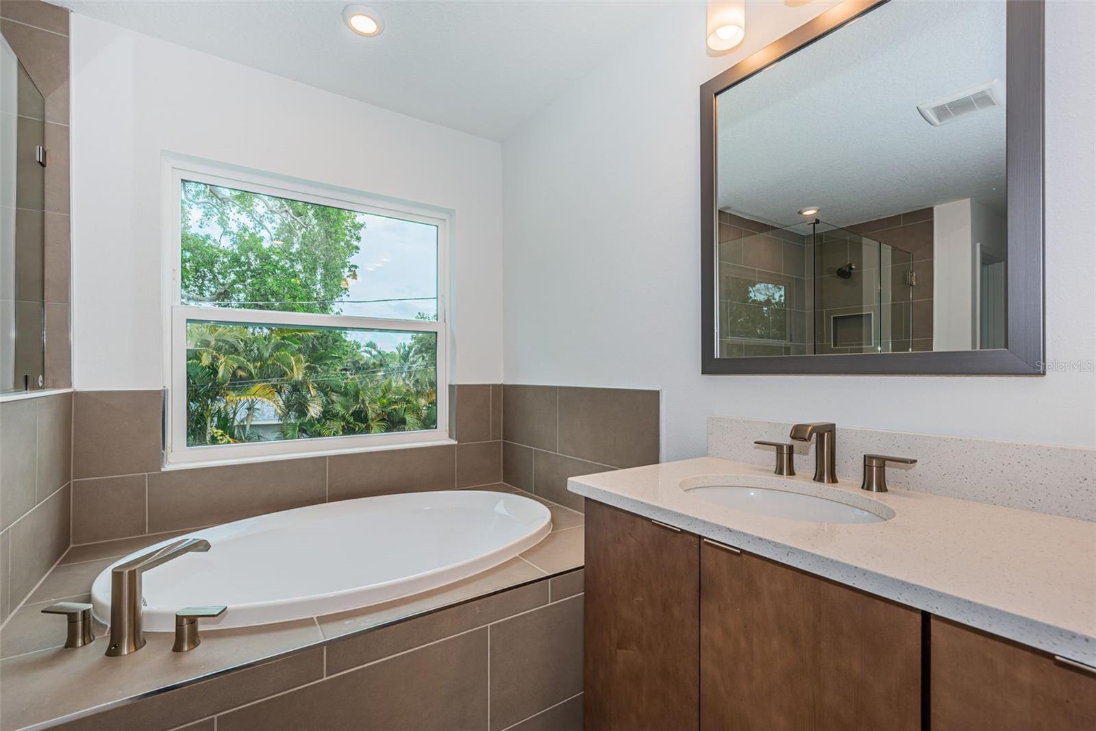 1701 25TH AVE N, ST PETERSBURG, FL, 33713