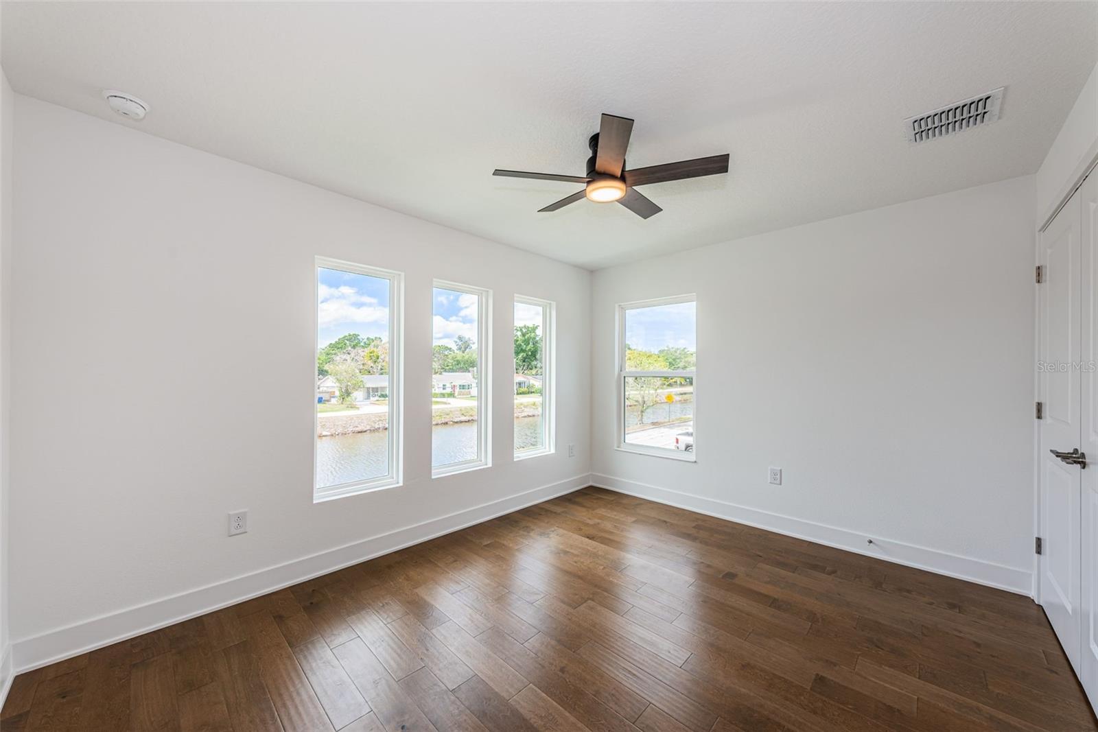 1701 25TH AVE N, ST PETERSBURG, FL, 33713