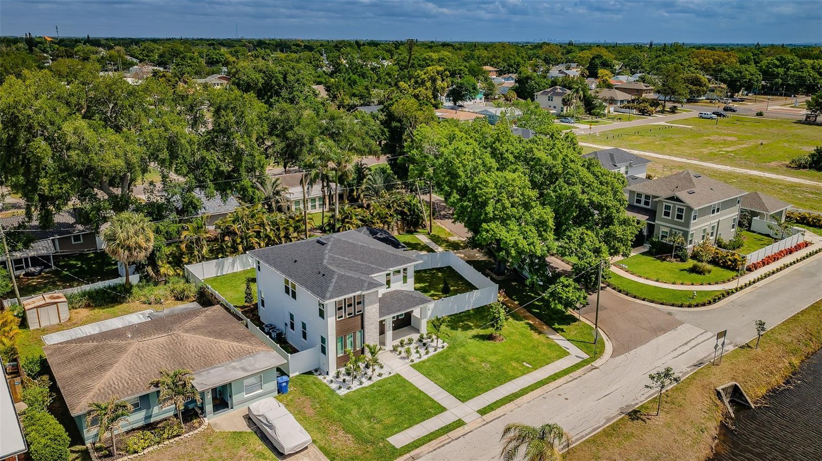 1701 25TH AVE N, ST PETERSBURG, FL, 33713