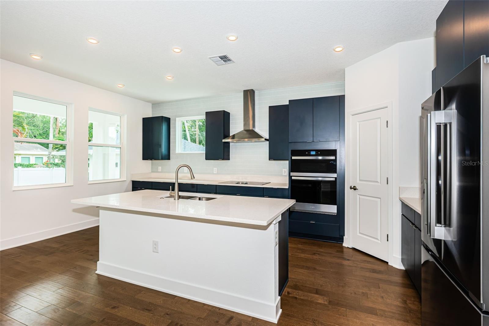 1701 25TH AVE N, ST PETERSBURG, FL, 33713