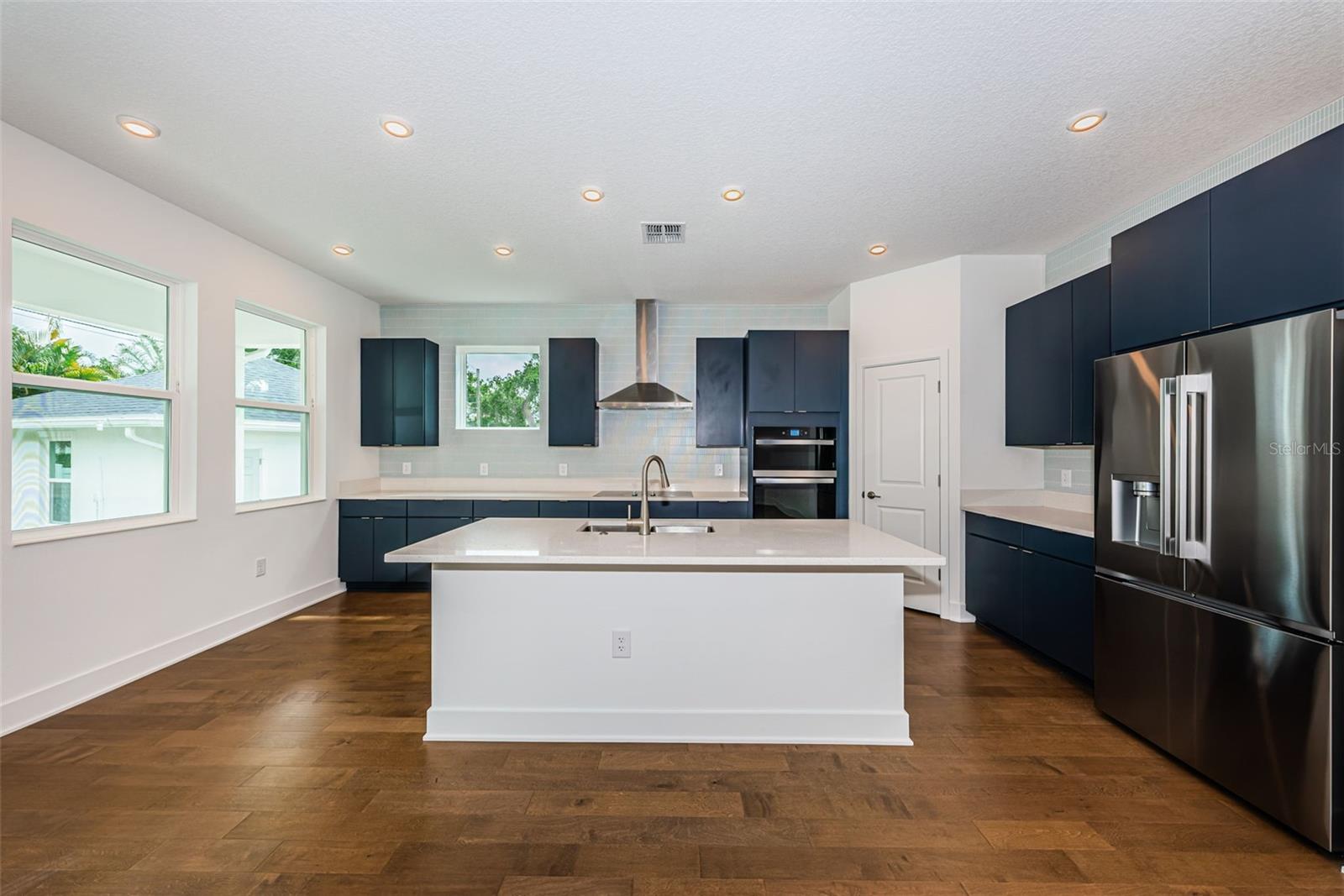 1701 25TH AVE N, ST PETERSBURG, FL, 33713