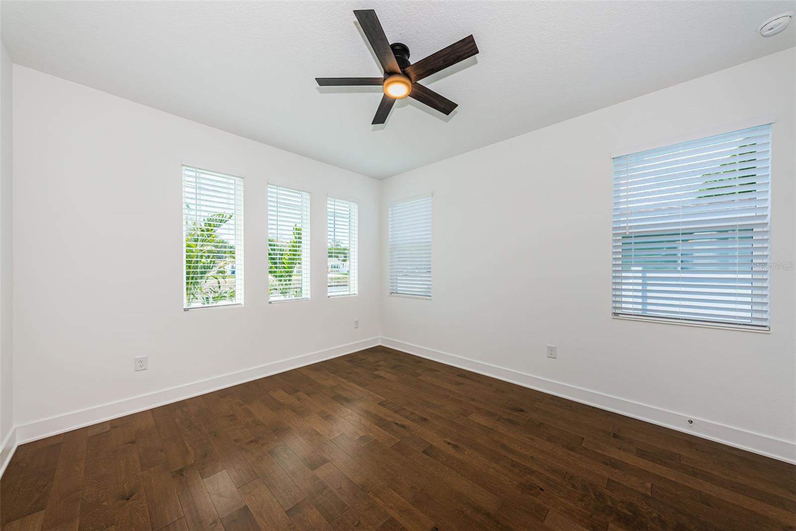 1701 25TH AVE N, ST PETERSBURG, FL, 33713