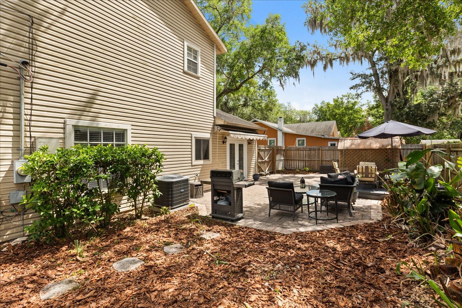 821 N FERNCREEK AVE, ORLANDO, FL, 32803