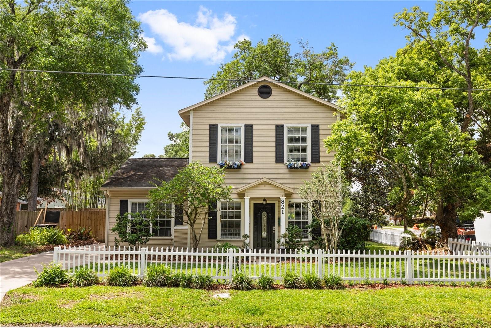 821 N FERNCREEK AVE, ORLANDO, FL, 32803