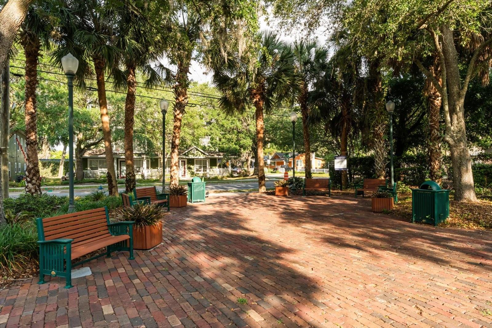 821 N FERNCREEK AVE, ORLANDO, FL, 32803