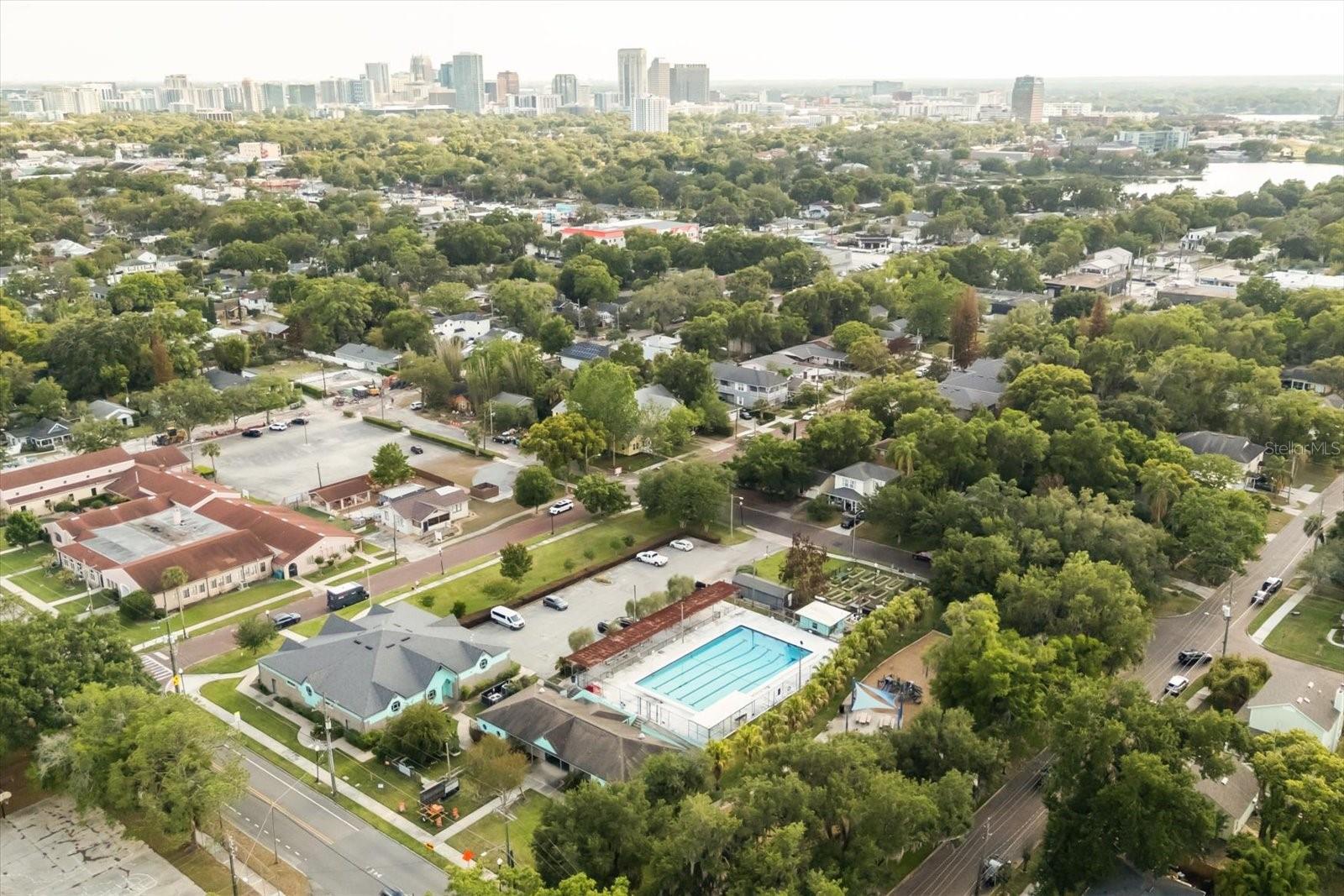 821 N FERNCREEK AVE, ORLANDO, FL, 32803