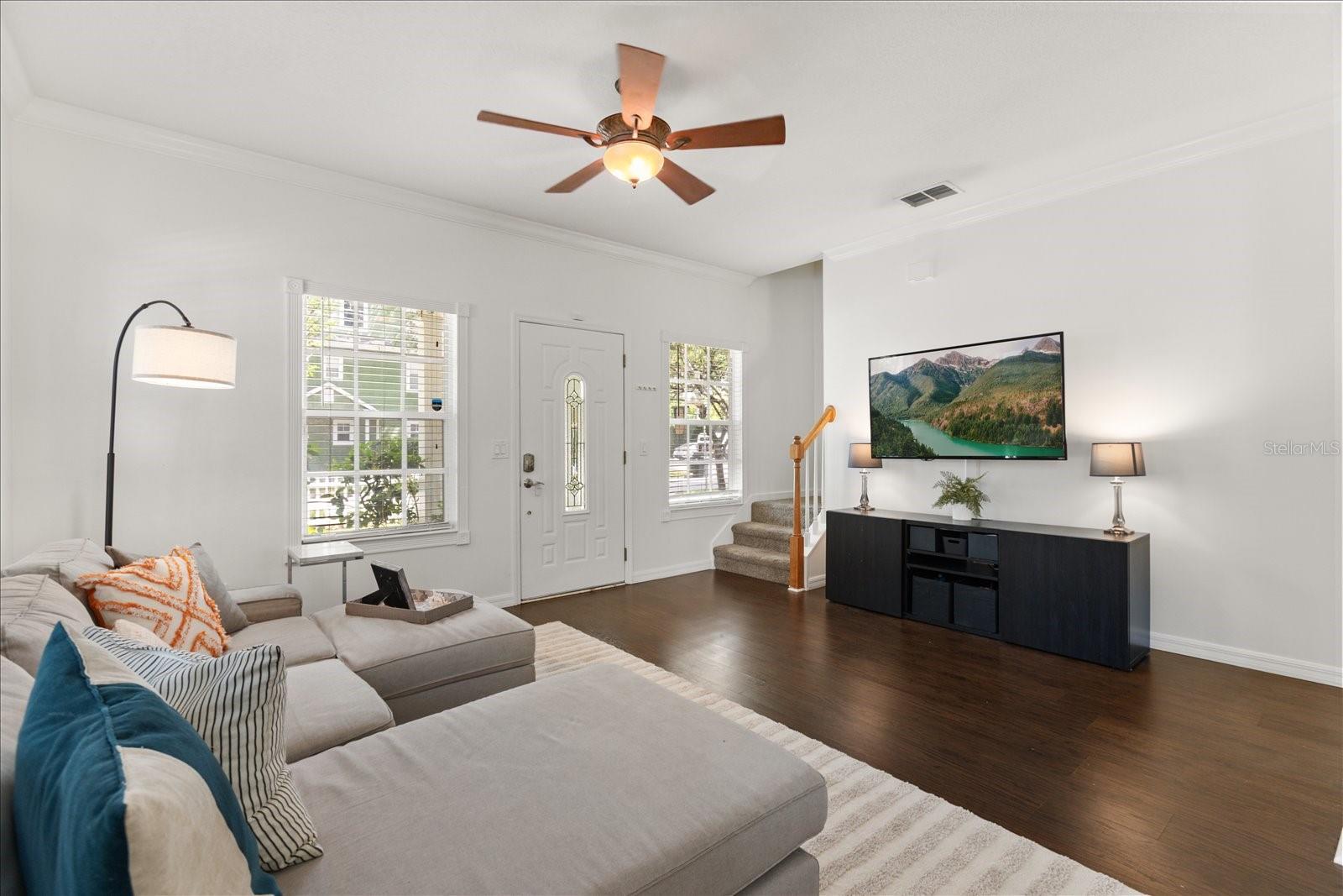 821 N FERNCREEK AVE, ORLANDO, FL, 32803