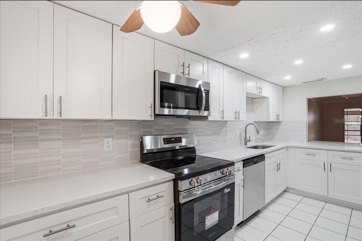 3700 S OSPREY AVE #115, SARASOTA, FL, 34239