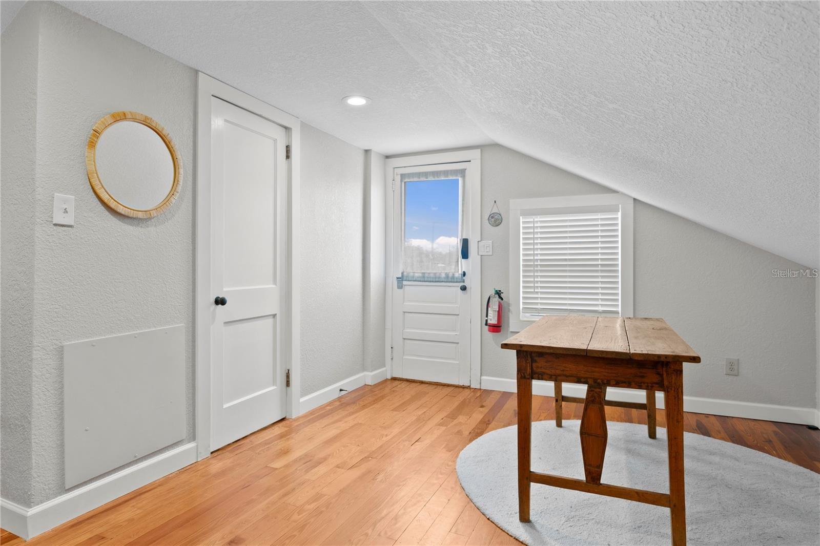 802 DARTMOOR ST N, ST PETERSBURG, FL, 33701