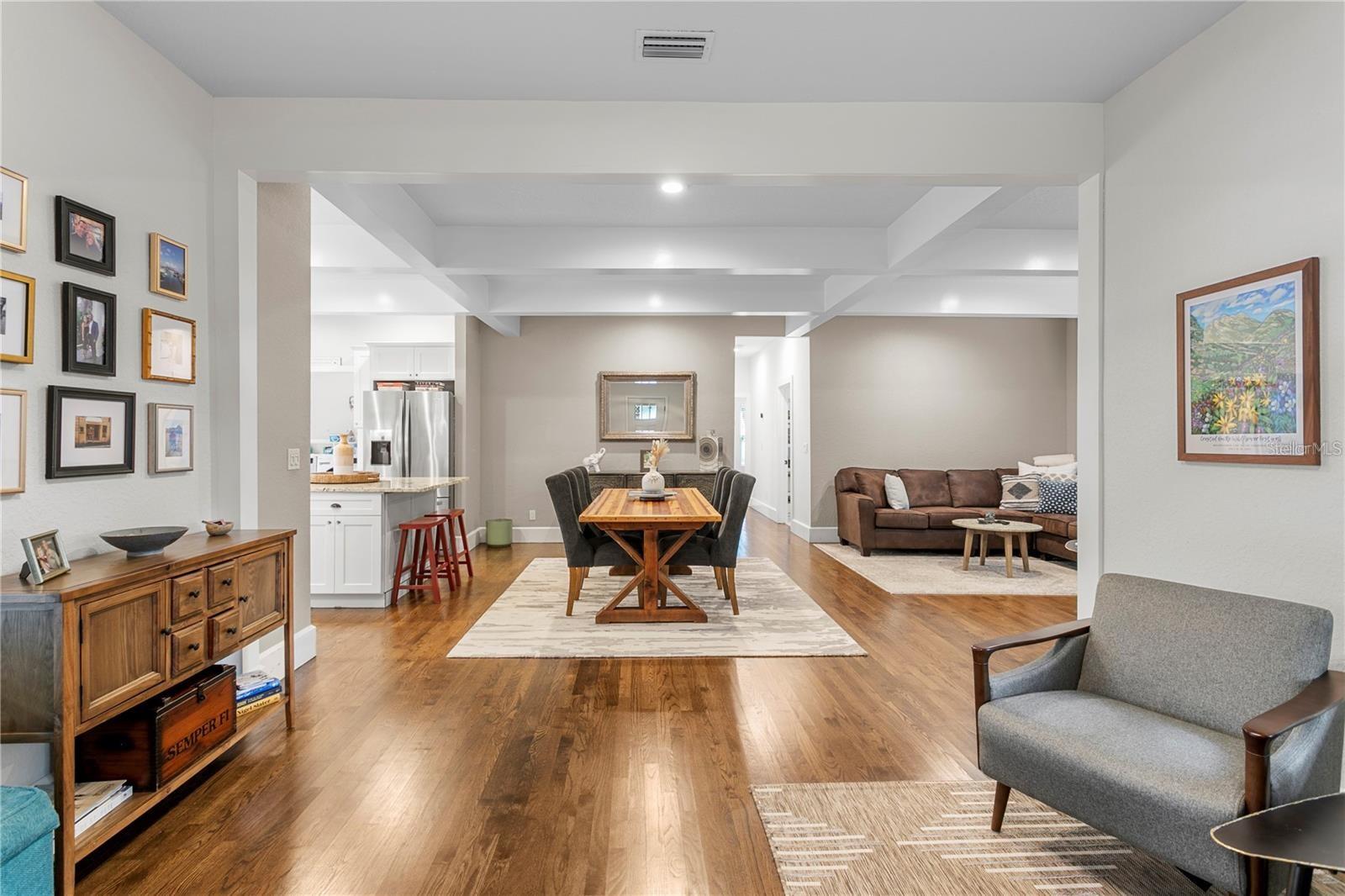 802 DARTMOOR ST N, ST PETERSBURG, FL, 33701