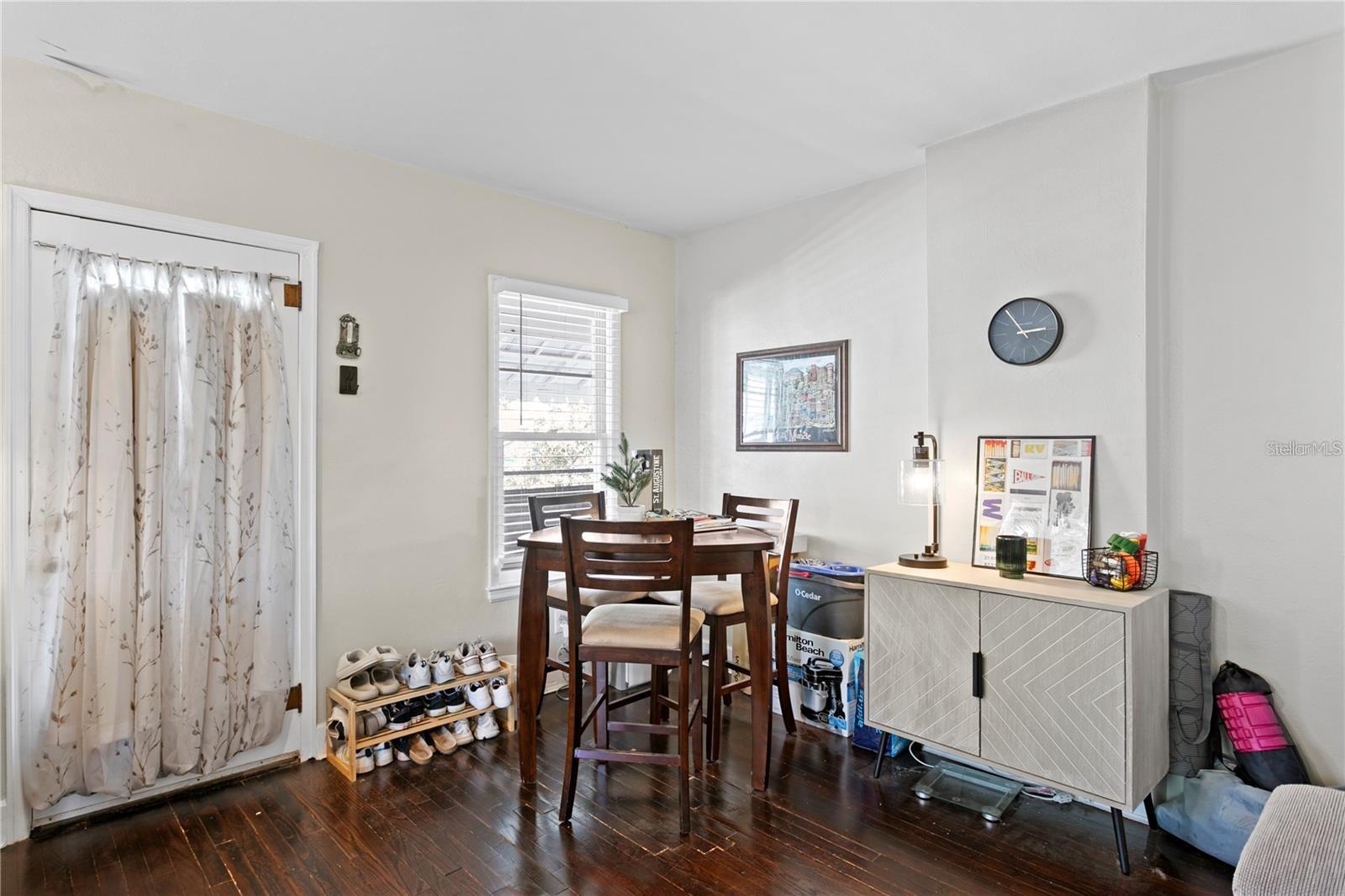 802 DARTMOOR ST N, ST PETERSBURG, FL, 33701