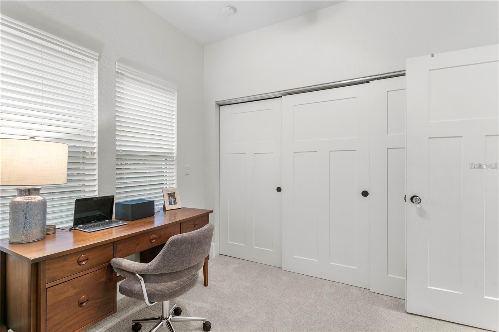 802 DARTMOOR ST N, ST PETERSBURG, FL, 33701