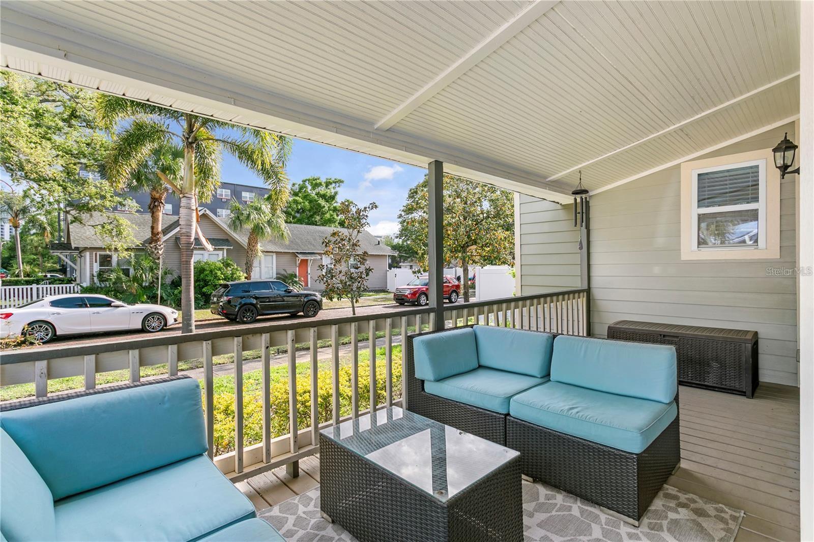 802 DARTMOOR ST N, ST PETERSBURG, FL, 33701