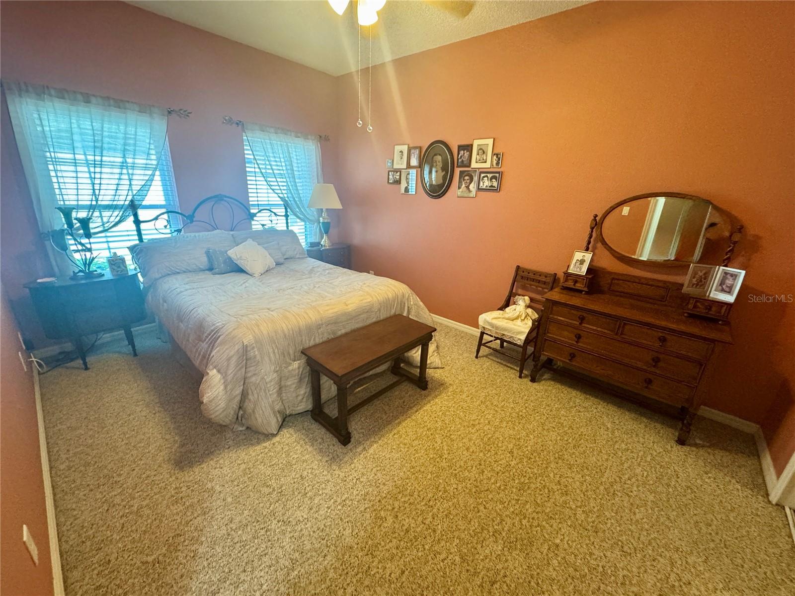 5738 KING JAMES AVE, LEESBURG, FL, 34748