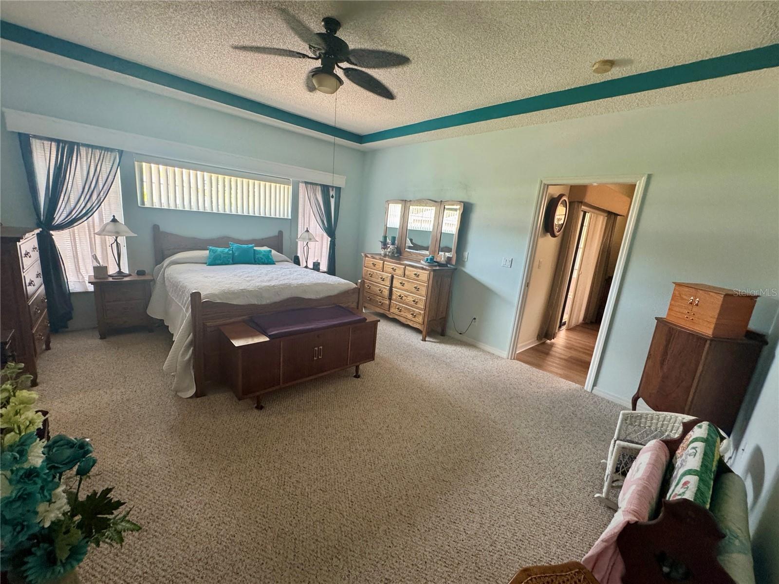 5738 KING JAMES AVE, LEESBURG, FL, 34748